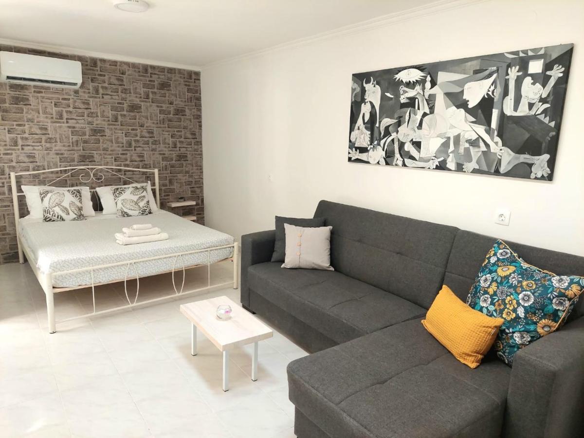 S For Studio - Detached, Close To City Center Chania  Exterior foto